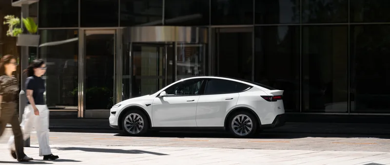 Tesla Model Y 官方产品图(tesla.cn)